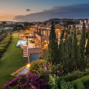 Villa Absolute By Stylish